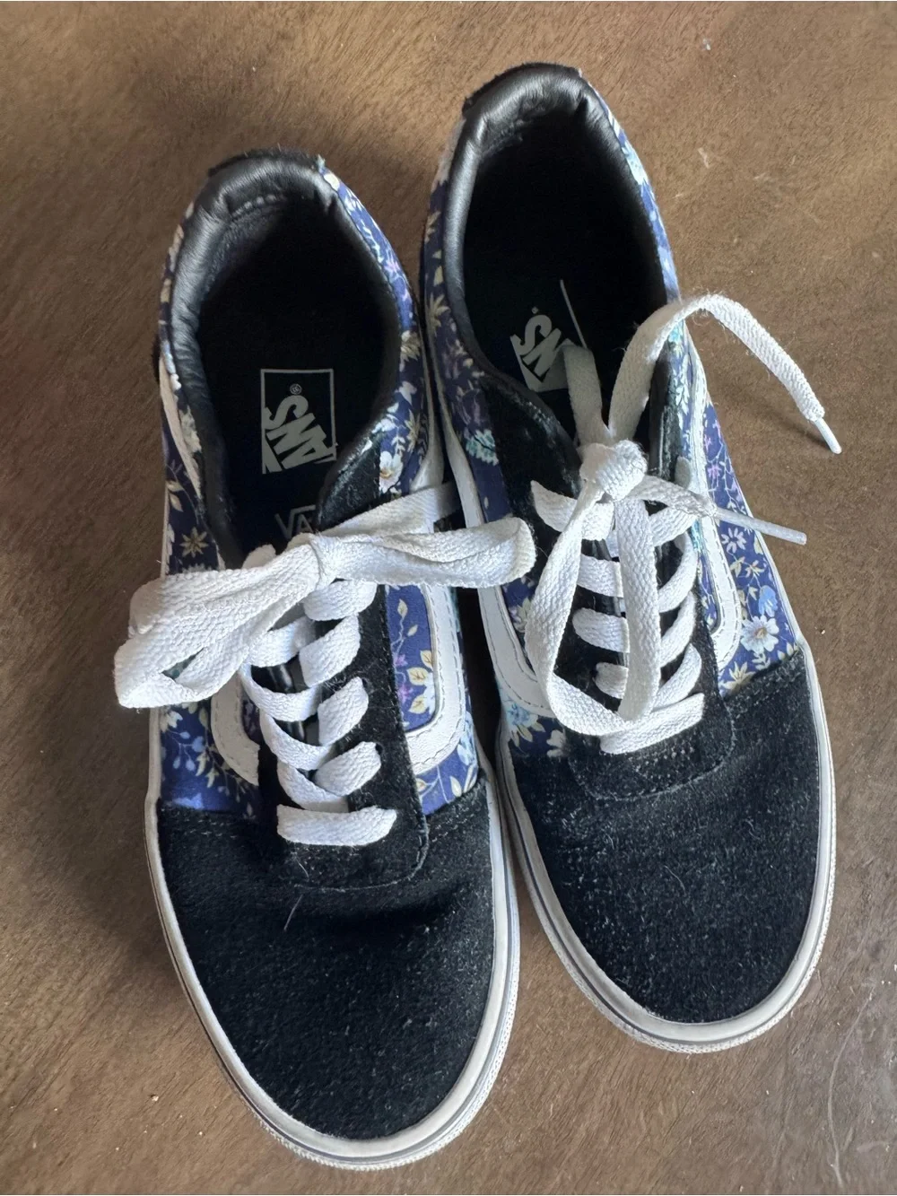 Vans Ward Moody Floral Black/Purple Girl's Low Skate Shoes - Size 3